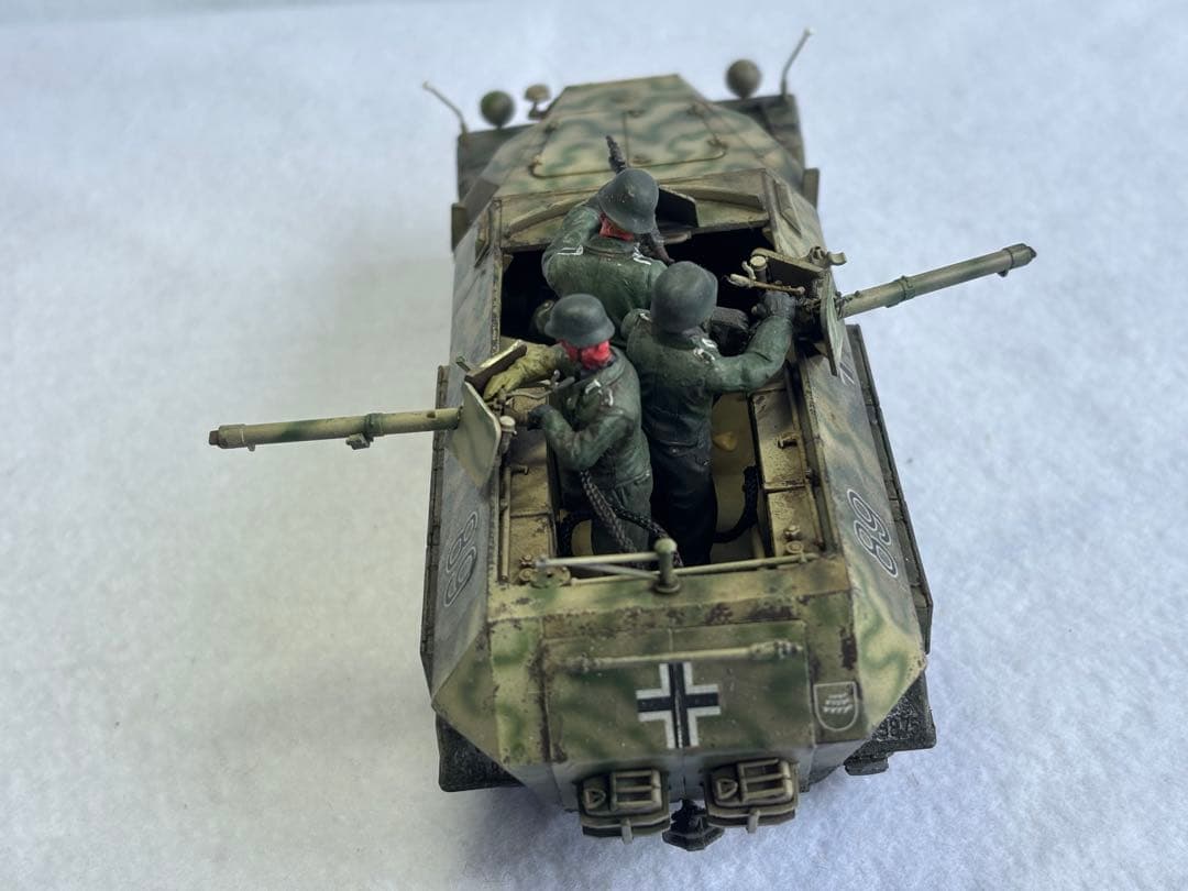 １／３５ドイツ軍Sd．Kfz．２５１／１７C型ハノマークプラモデル戦車完成品