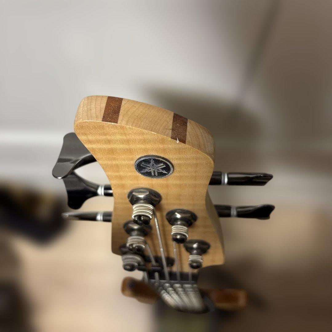 YAMAHA5弦ベース（TRBX605） アギュラーPU、バルトリーニプリ換装