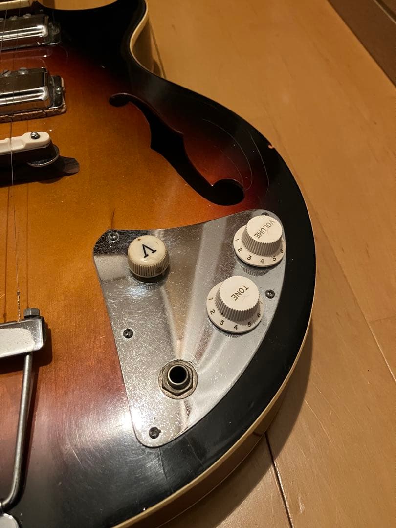 年式不明　モデル名不明　kawaiフルアコ