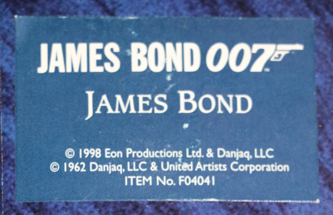 超貴重　CORGI社 メタルフィギャー　007 ジェムス・ボンド（R・ムーアー）