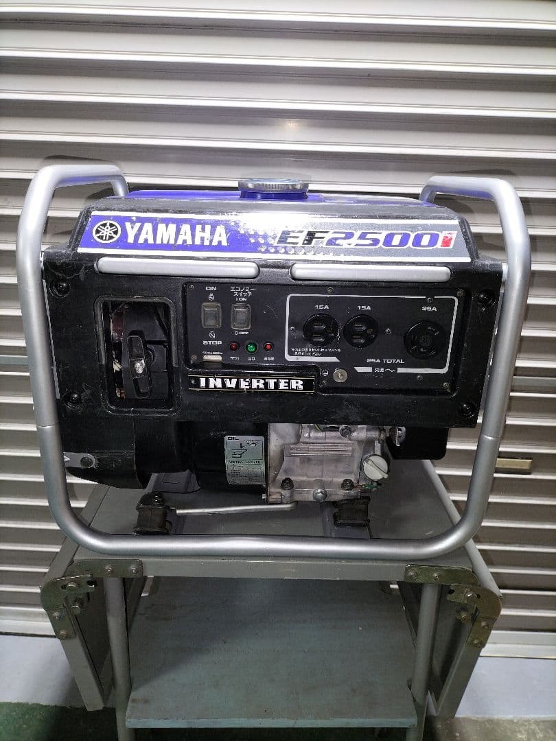 YAMAHA EF2500i インバーター発電機　災害備品　商業電源　野外活動等