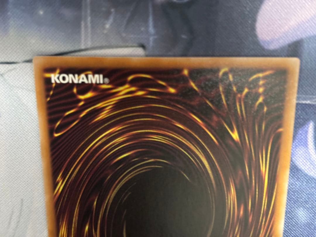 魔術師の弟子ブラックマジシャンガール　美品　センタリング良　ワンオーナー