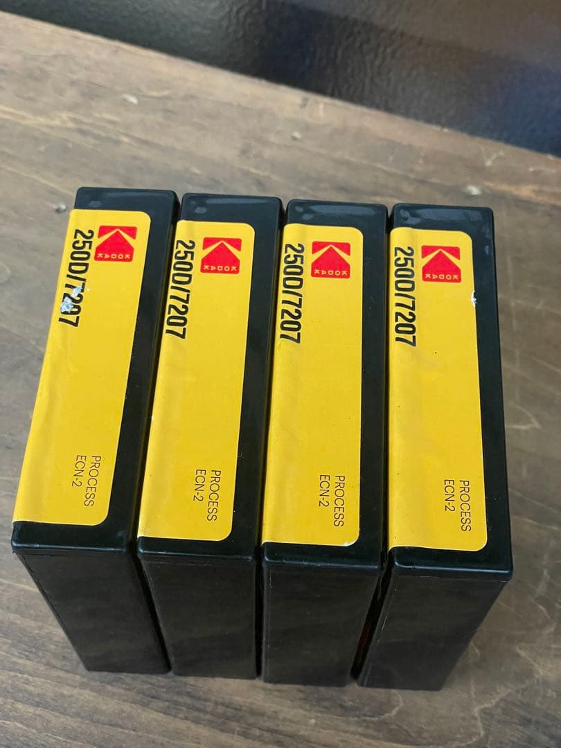 16mm/100ft／コダックvision3 250D カラーネガティブフィルム