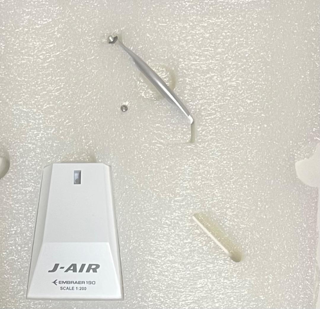 航空機・ヘリコプター J-Air EMBRAER ERJ-190STD JA241J
