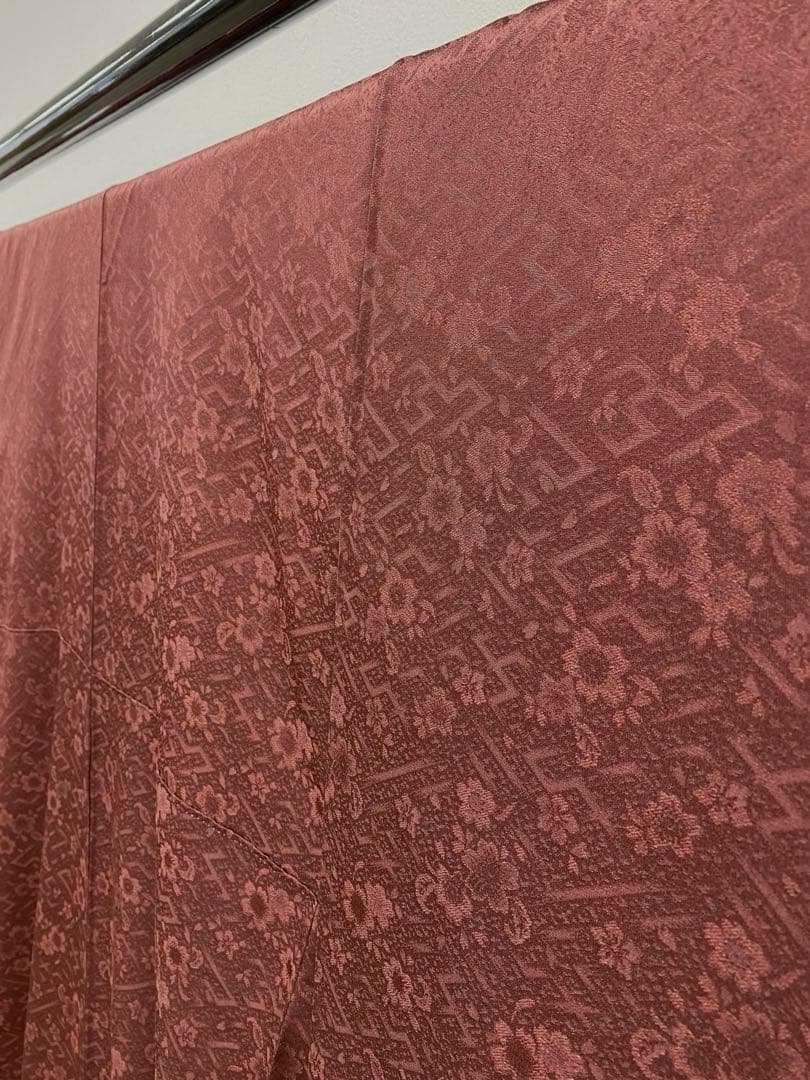 振袖 豪華 大輪 牡丹 金彩 金刺繍 紋意匠 柄八掛 身丈168cm