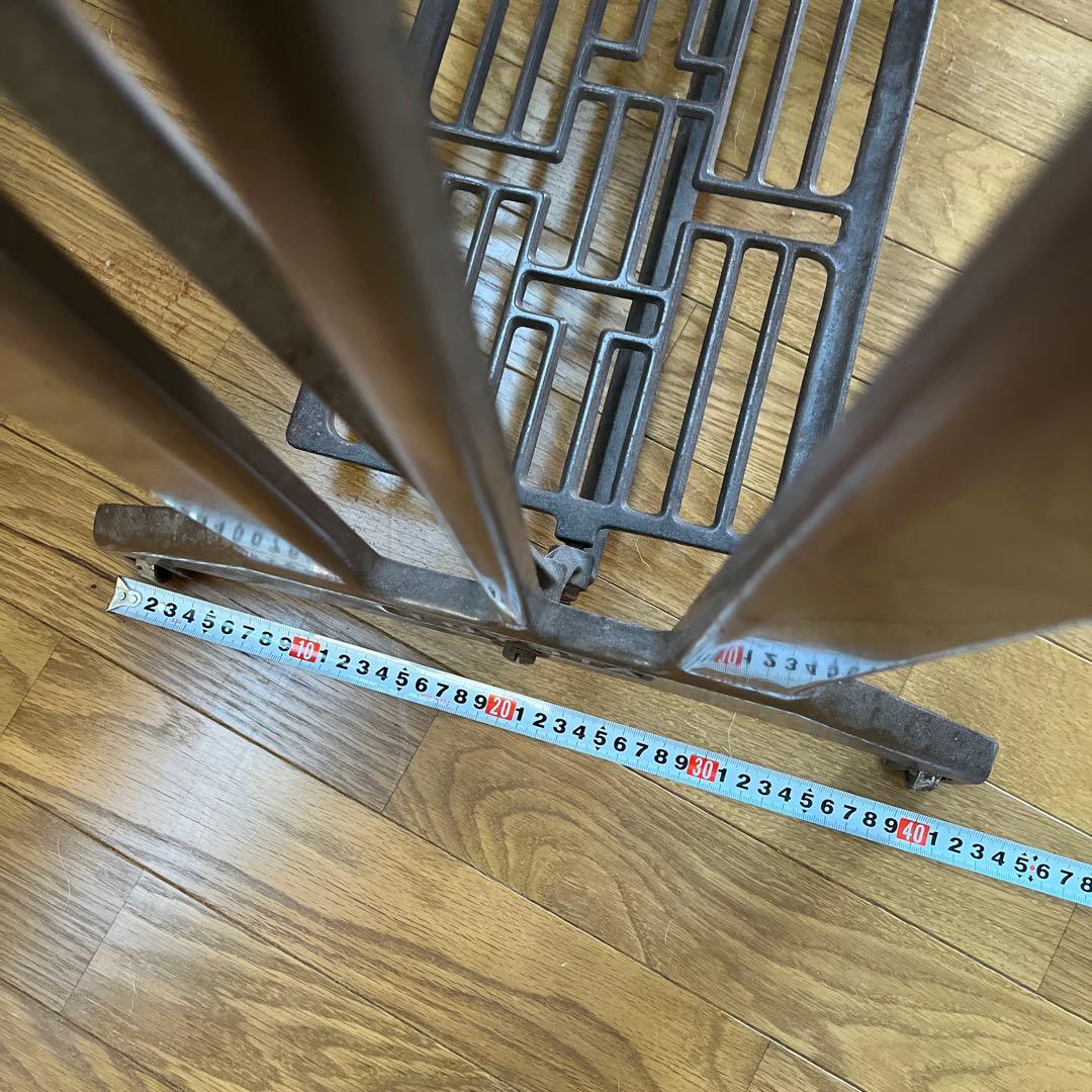 TOYOTAミシンの脚　ＤＩＹでテーブルの脚に！