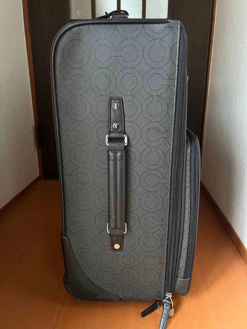 コーチ　77135 オプアート　PVC レザー　キャリーケース