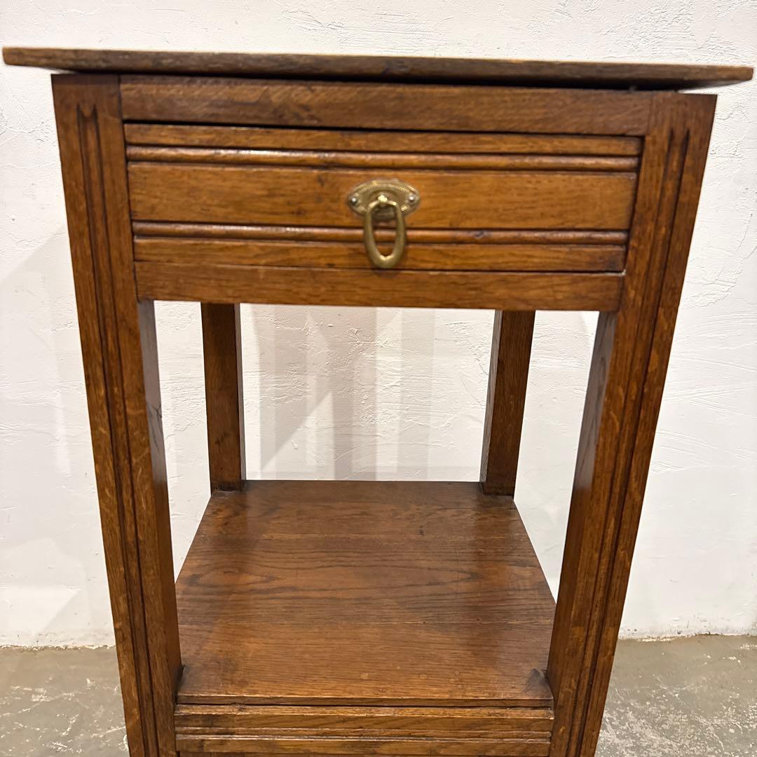 年末年始saleビンテージ　木製サイドテーブル　ベッドサイドテーブル