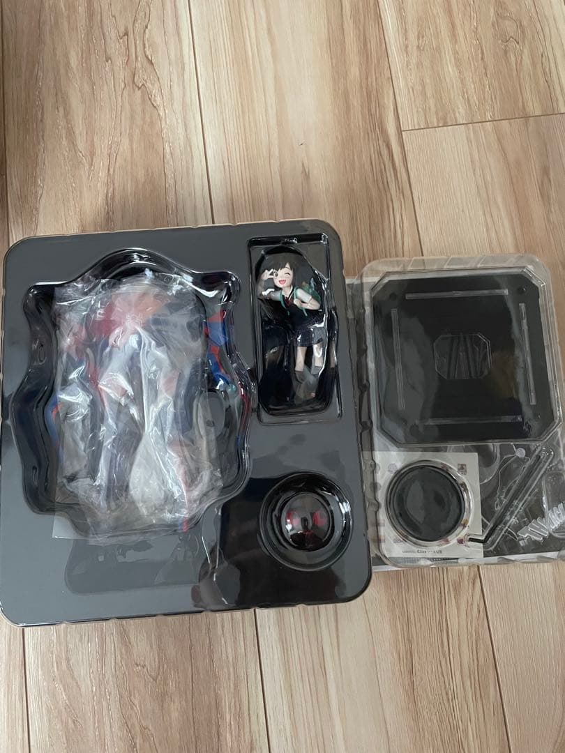 【極美品】千値練 スパイダーバース ペニー・ パーカー＆SP//dr