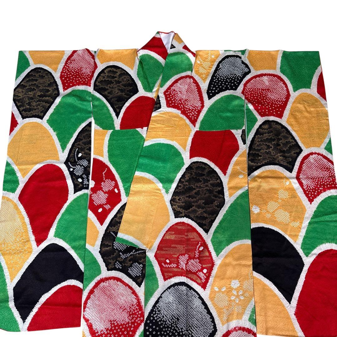 (う19) 個性派‼️彩りの芸術✨総絞り 青海波文様 アンティーク振袖㊗️③点セット