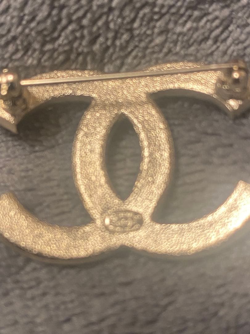 【未使用品】CHANEL ダブルCロゴ ブローチ