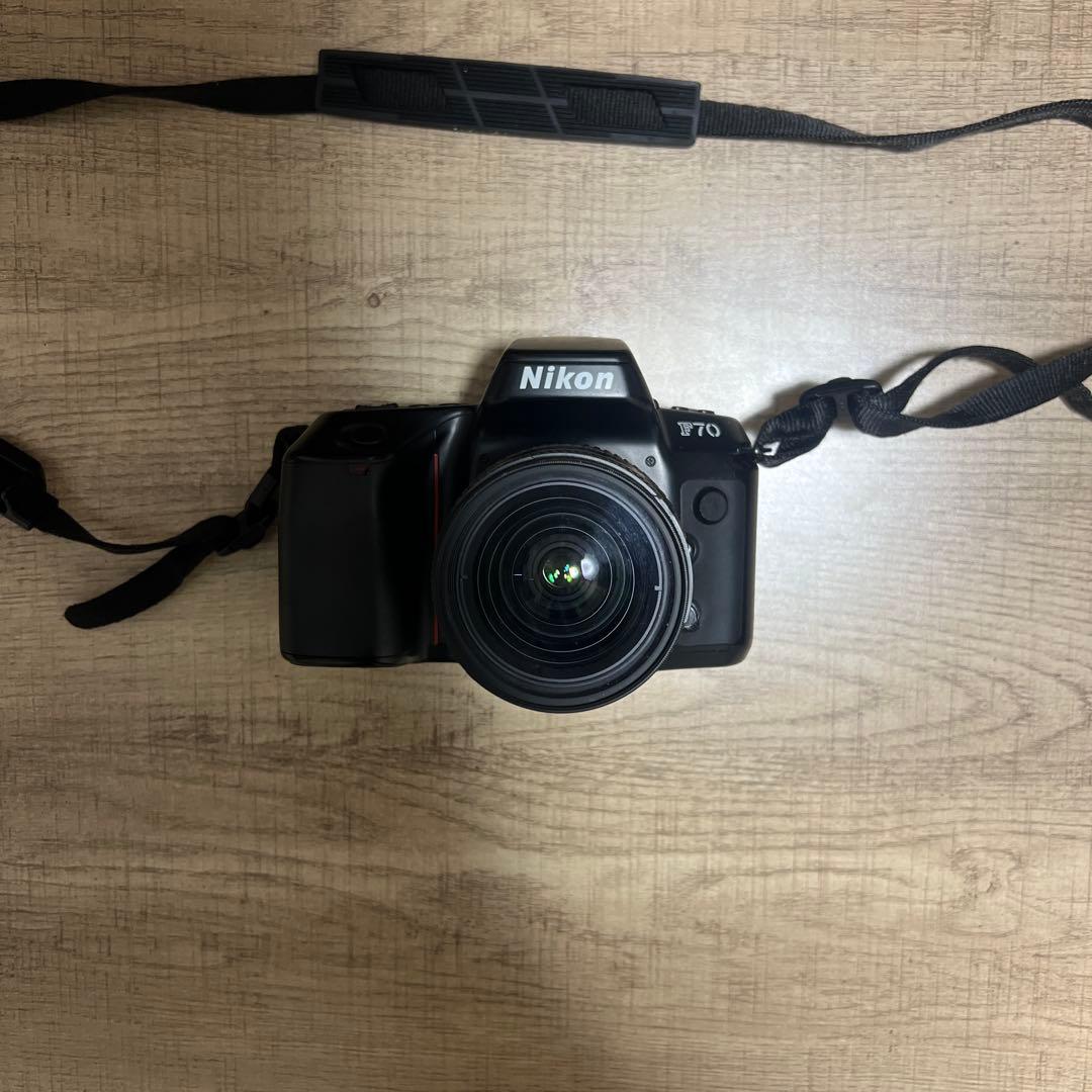 Nikon F70 一眼レフカメラ　AF Nikkor 28-80mm セット