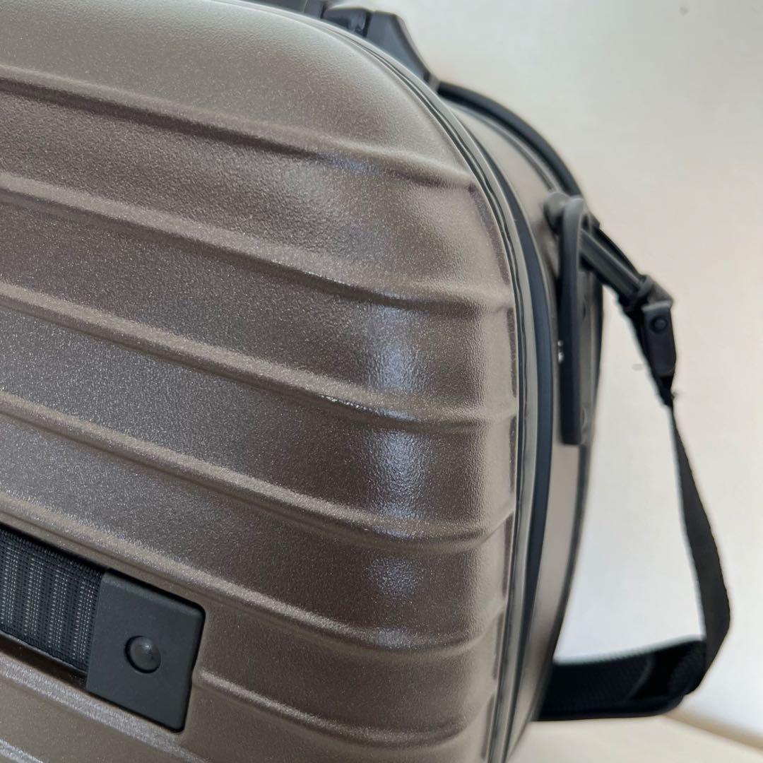 年末大幅SALE RIMOWA ビューティーケース 13L マットブラウン