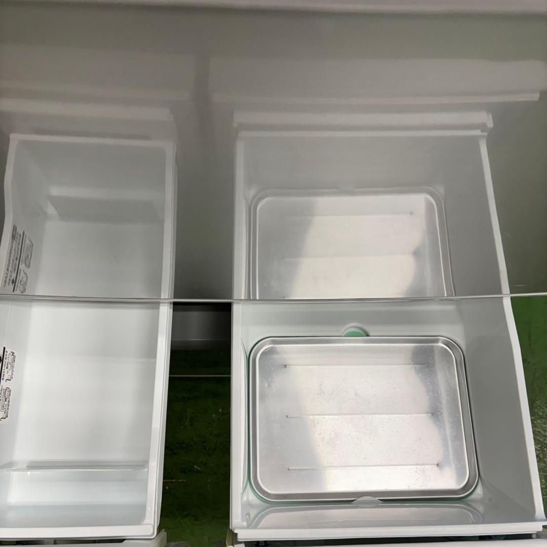 525 東芝 大型冷蔵庫 400L強 右開き 自動製氷 5ドア 大人気