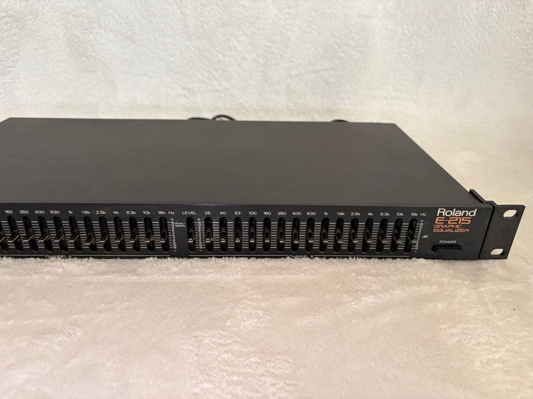 Roland E-215 GRAPHIC EQUALIZER イコライザー