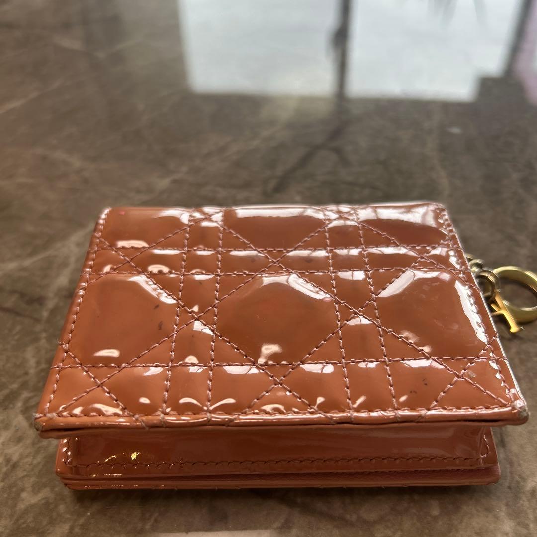 Dior　ディオール　パテント　カナージュ　二つ折り財布