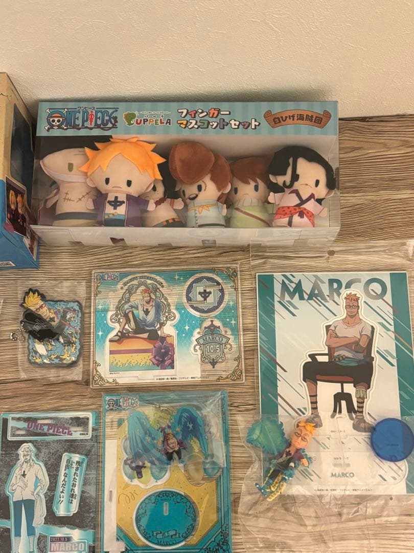 不死鳥マルコ　グッズセット　おまけ付き　(日曜日までお値下げ)