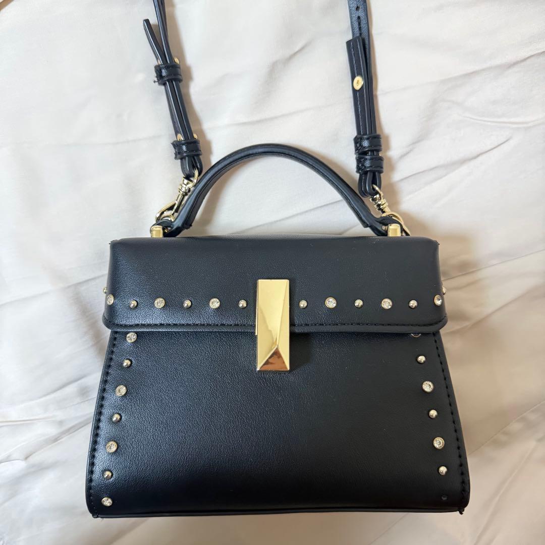 【ぶろっこり】セルフォード リュタンビジュースタッズポシェットS