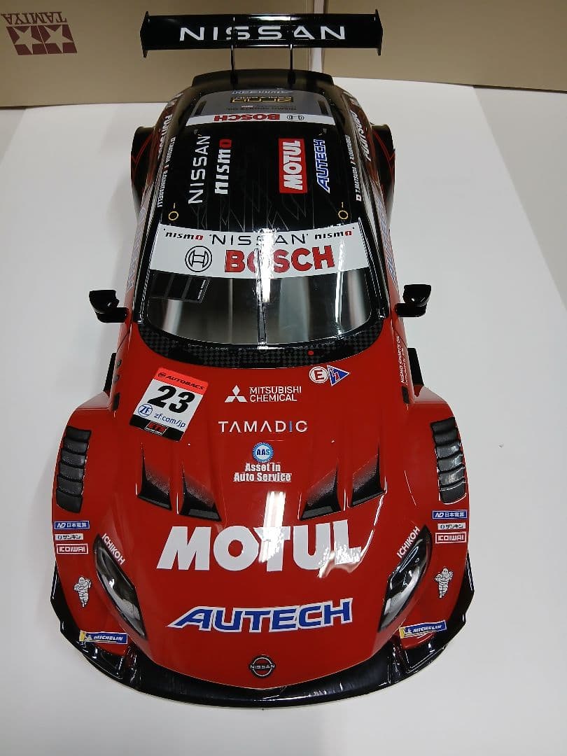 タミヤNissan MOTUL AUTEC Z 1/10 23号