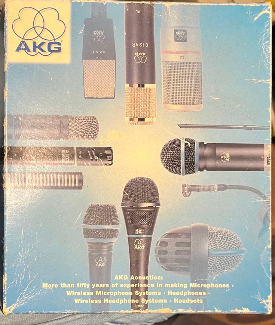 AKG C 3000 B コンデンサーマイクとショックマウント
