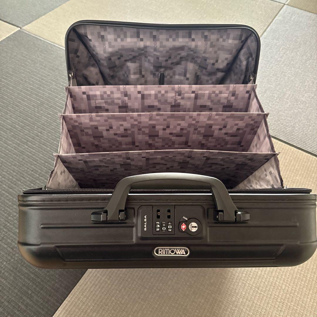 RIMOWA 四輪　サルサデラックス トロリーケース ブラック　リモワ