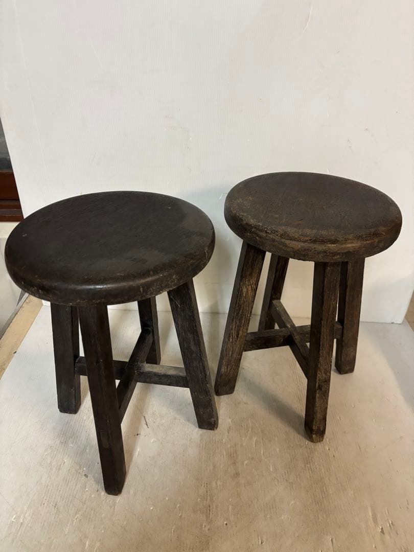 【希少2個セット‼️】昭和レトロ アンティーク ヴィンテージ風 丸椅子