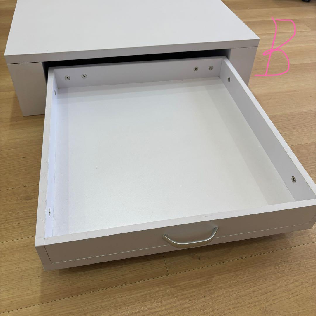 【n】ネイル　アイラッシュ　リクライニング　ソファ　チェア　ステージ