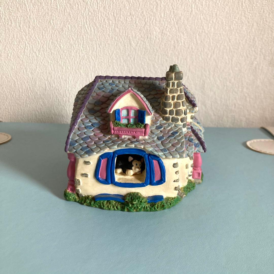 ディズニートゥーンタウン 陶器製 ミニーの家 ミニーちゃんの家