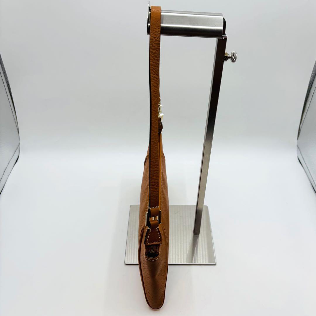 【美品】サルヴァトーレフェラガモ ショルダーバッグ レザー ガンチーニ キャメル