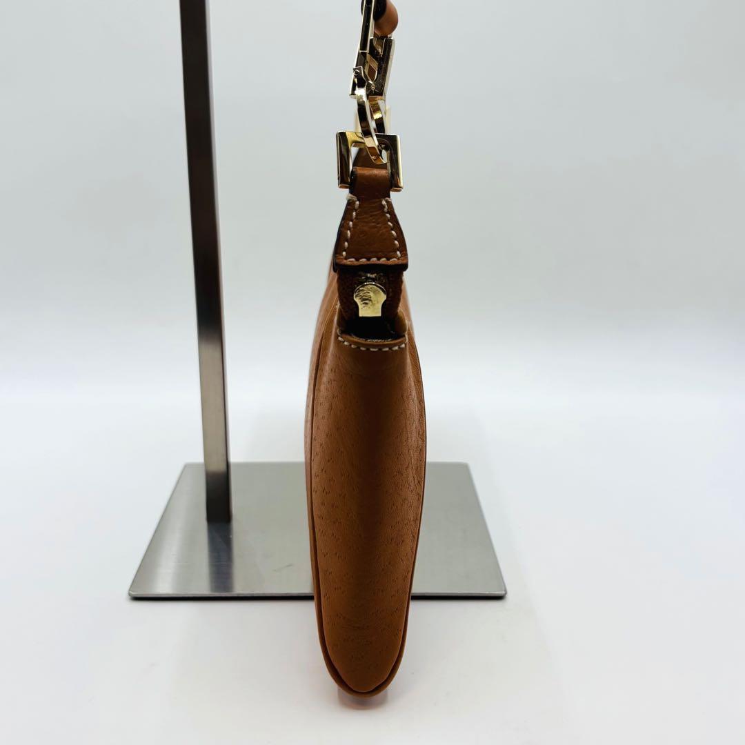 【美品】サルヴァトーレフェラガモ ショルダーバッグ レザー ガンチーニ キャメル