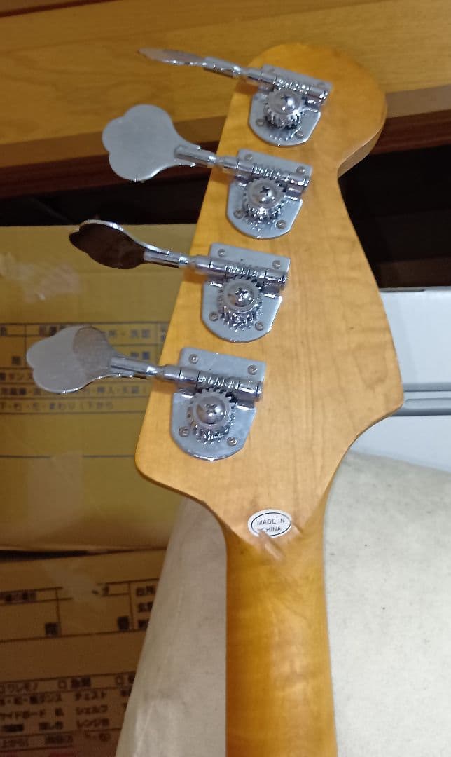 【けいおん！】秋山澪モデル　 レフティジャズベース実物大　今だけ値下げ中！