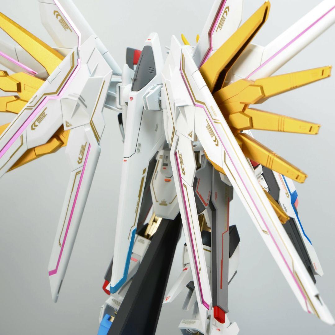 HG マイティーストライクフリーダムガンダム 塗装 完成品 ガンプラ
