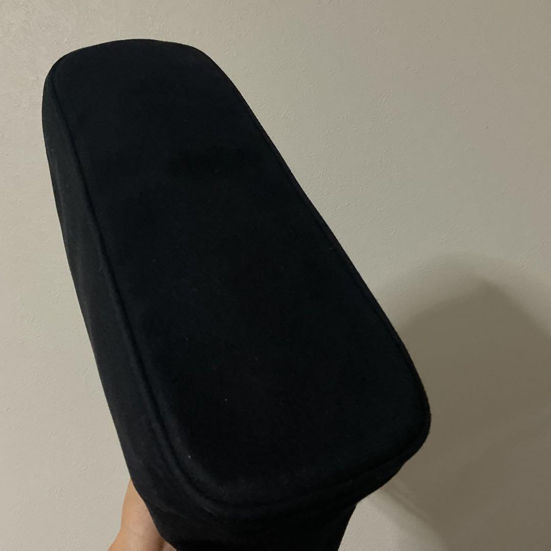 ゆら 使用数日 美品 サルヴァトーレフェラガモ ツイスト ハンドバッグ