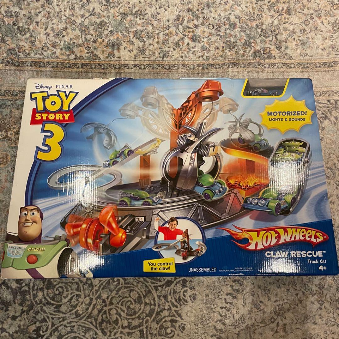 ミニカー Hot Wheels Toy Story 3 Claw Rescue