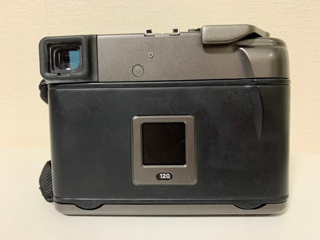 Mamiya 7 フィムルカメラ