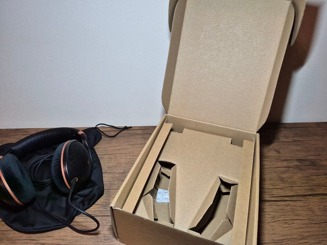 M*X様 SENNHEISER HD505 開放型 有線ヘッドホン