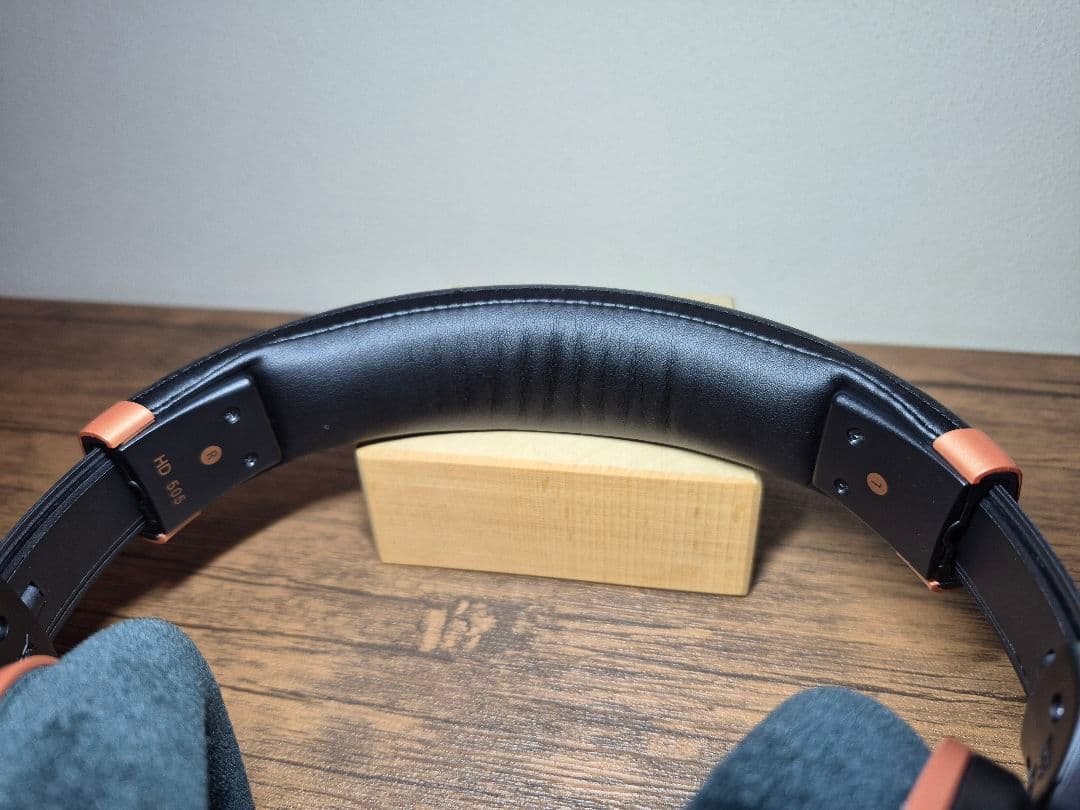 M*X様 SENNHEISER HD505 開放型 有線ヘッドホン