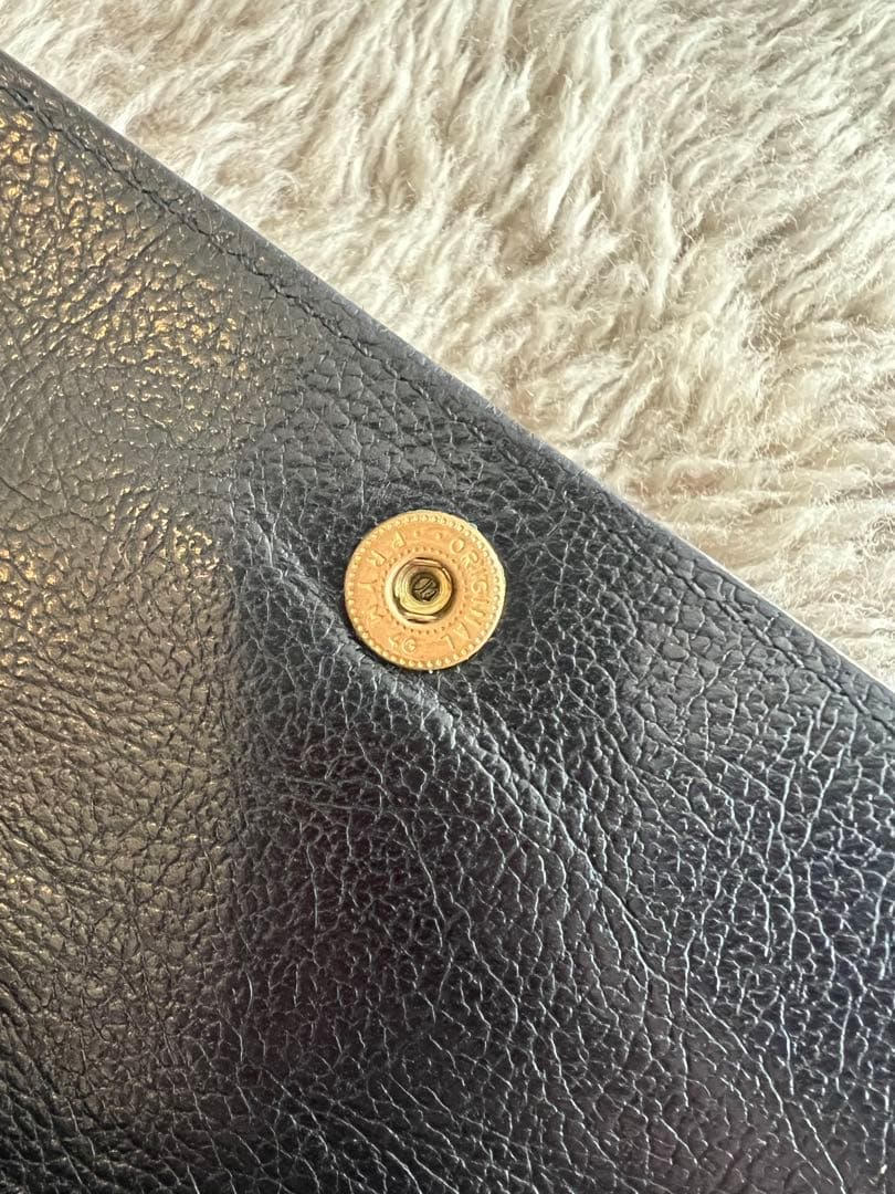 IL BISONTE ブラックレザー 二つ折り財布