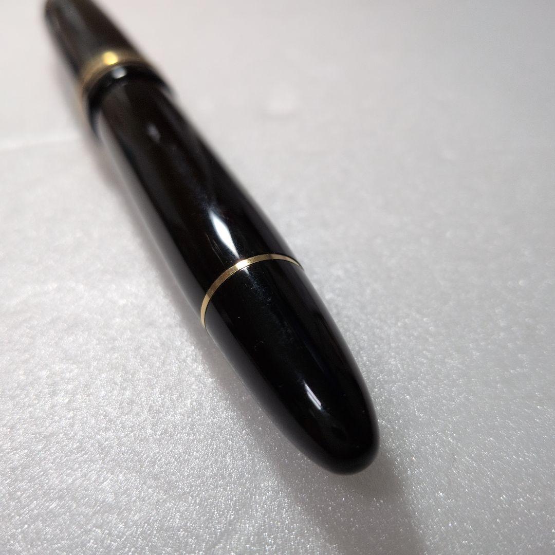 モンブラン・マイスターシュテュック 149 14K中白 (F相当)