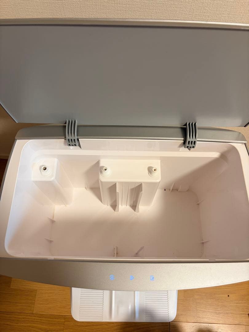 ECOVACS DEEBOT T10 OMNI ロボット掃除機(送料込)