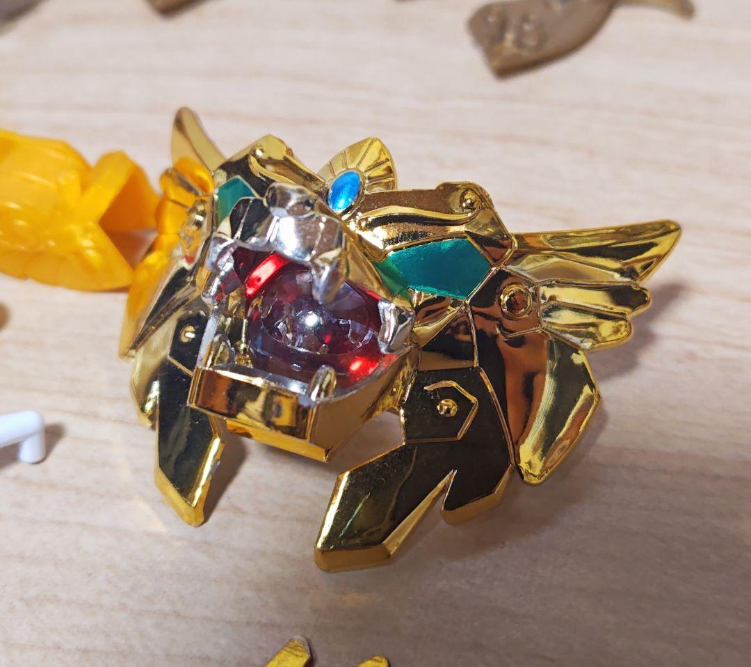 きゅーべー出品 サメの抜け殻 SDガンダム 轟炎武威大将軍 セット