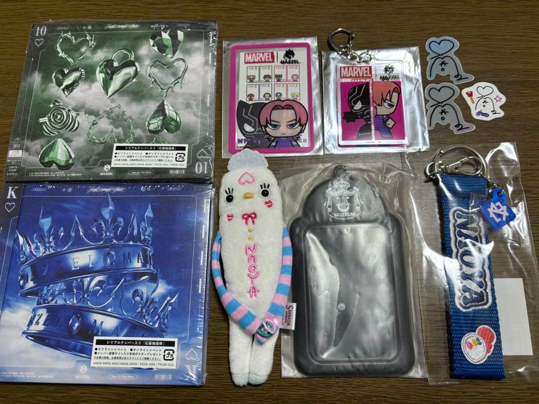 MAZZEL グッズセット