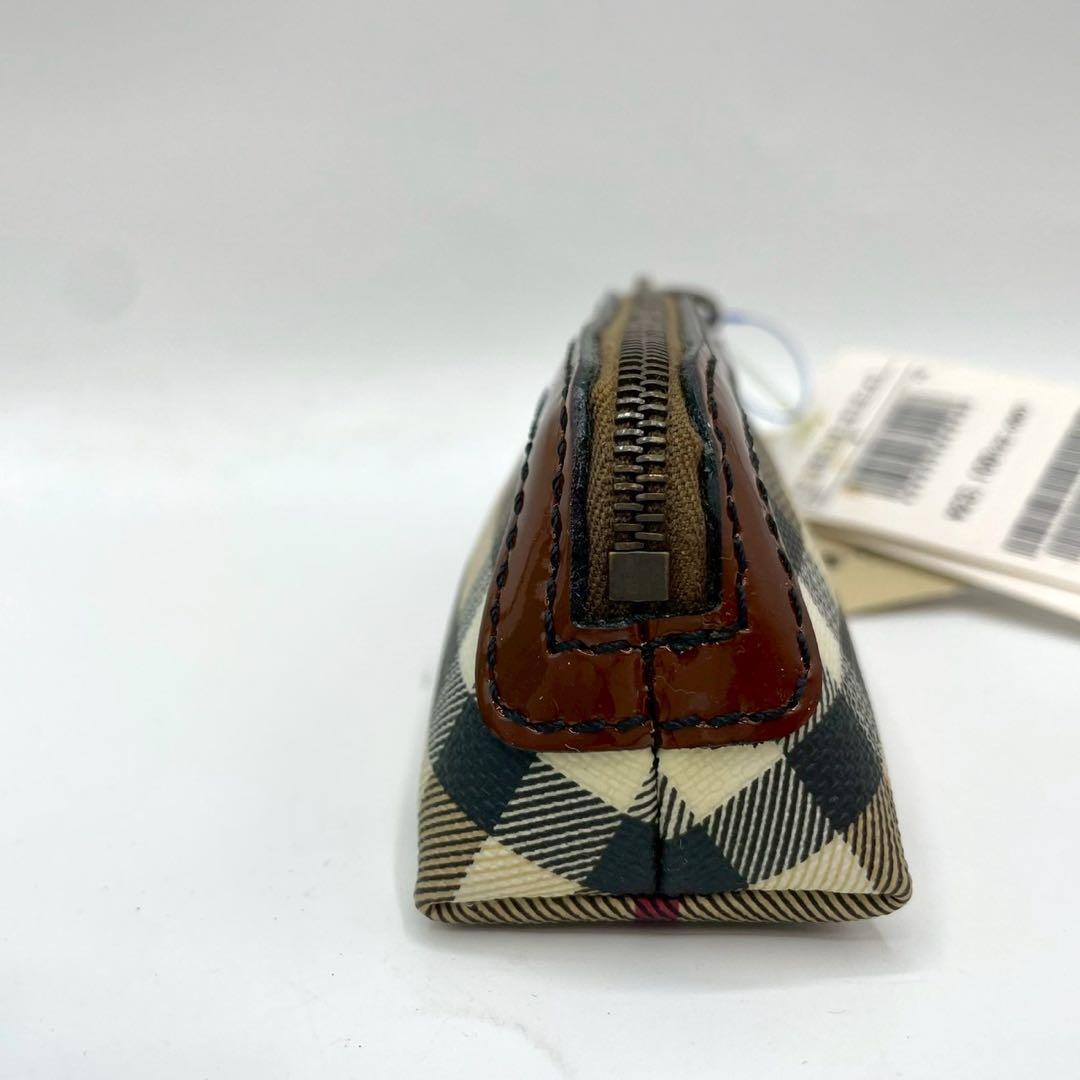 新品タグ付き Burberry 小物入れ ポーチ ノバチェック　レザー　PVC