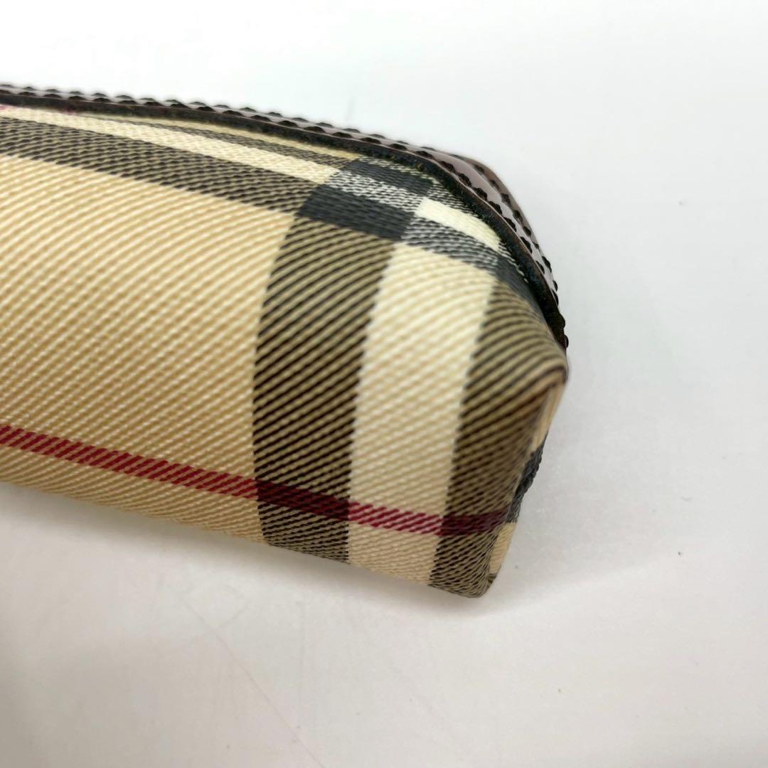 新品タグ付き Burberry 小物入れ ポーチ ノバチェック　レザー　PVC