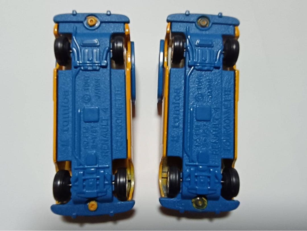 トミカ　外国車シリーズF12 ルノー4 フルゴネット　2個