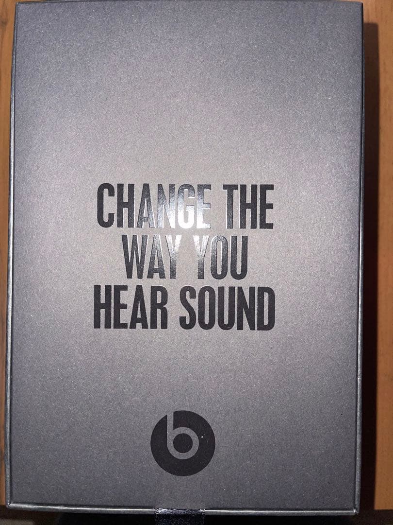 ヘッドホン beatssolo2