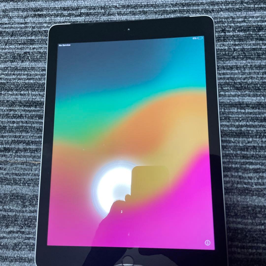 iPad 6世代　シルバー