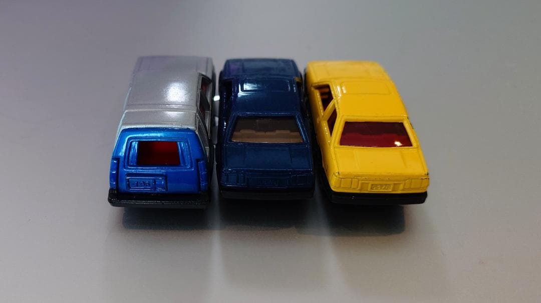 【日本製 トミカ】トヨタ スプリンタートレノ、カリブ　3台（No.23、67）