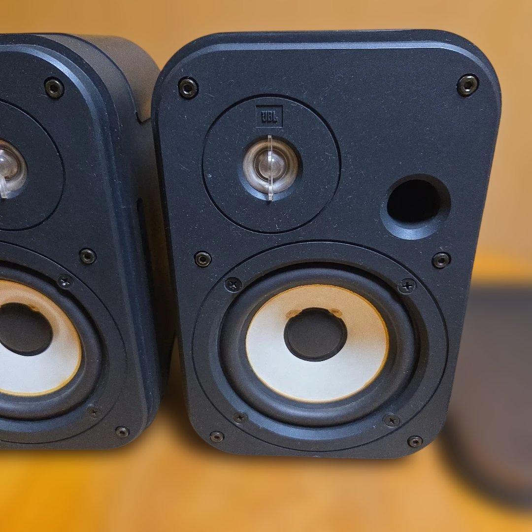 JBL Control 1 PLUS　スピーカー +MTC-201吊り金具付き