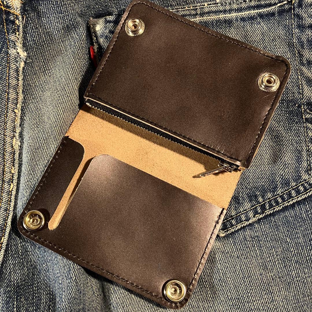 お札が折れない！ミドルトラッカーウォレット 3層 シルバー 栃木レザー